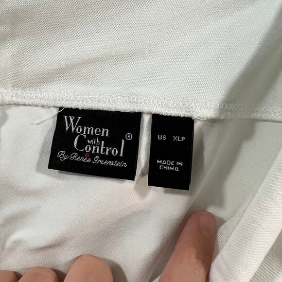 Women with Control Prime Stretch Denim Petite Crop Pants White, Petite X-Large - Picture 3 of 9